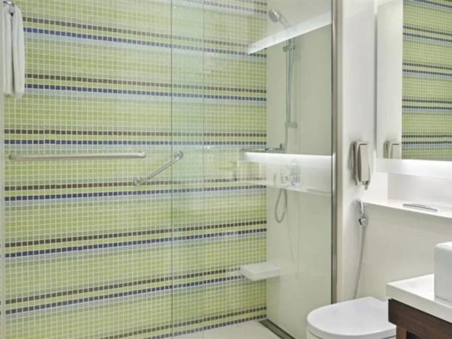 Hyatt Place Dubai Baniyas Square