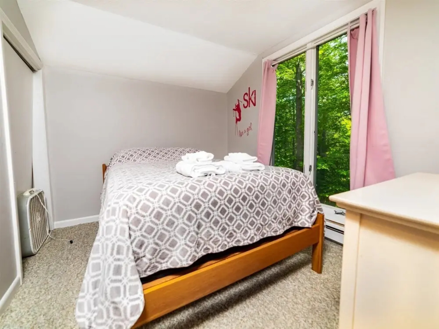 Four Bedroom Pet Friendly Vacation Home in Waterville Estates, NH! - Wb500e