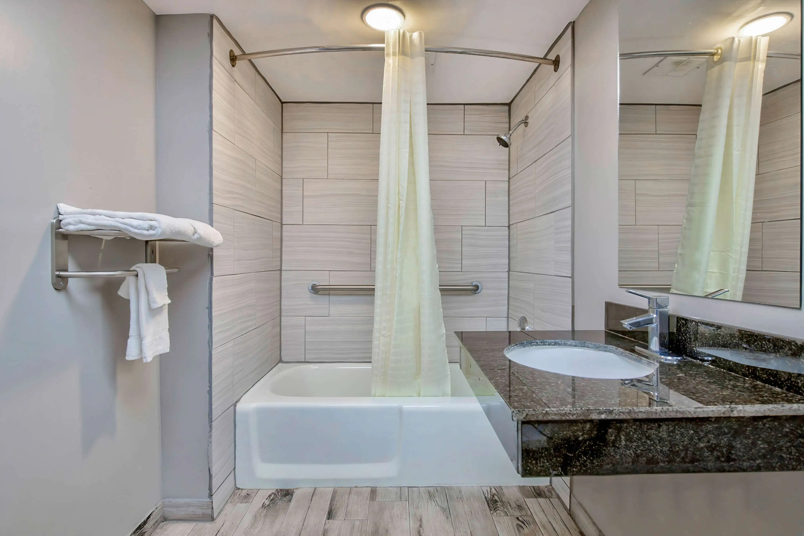 America's Comfort Lodge