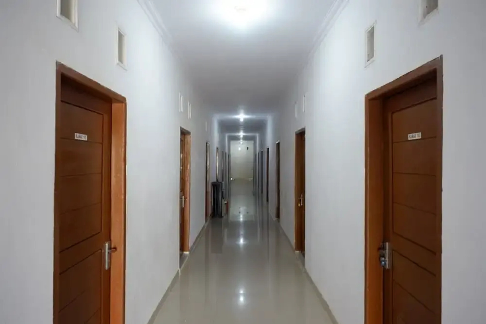 RedDoorz near Pasar Baru Mamuju