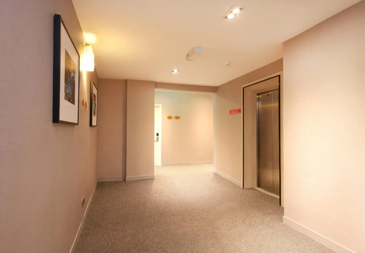 De Cyber Boutique Hotel