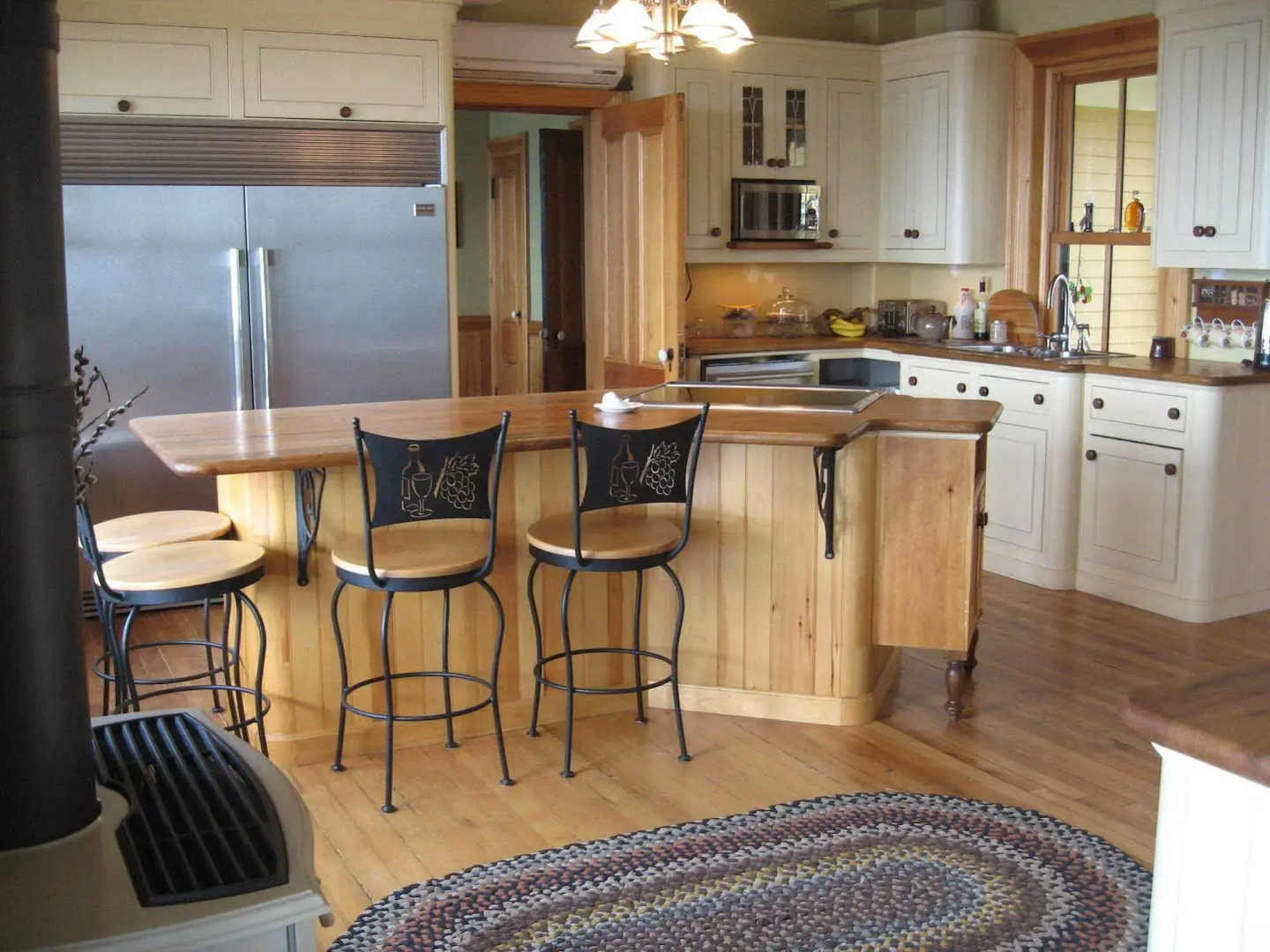 Magnetic Hill Winery