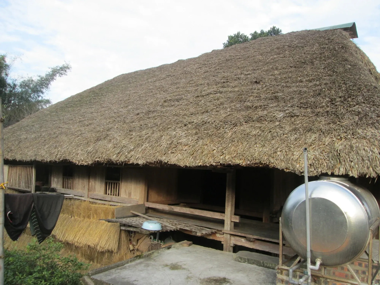 Dong Que Homestay-Tours-Motorbike, Car rental, Hiking