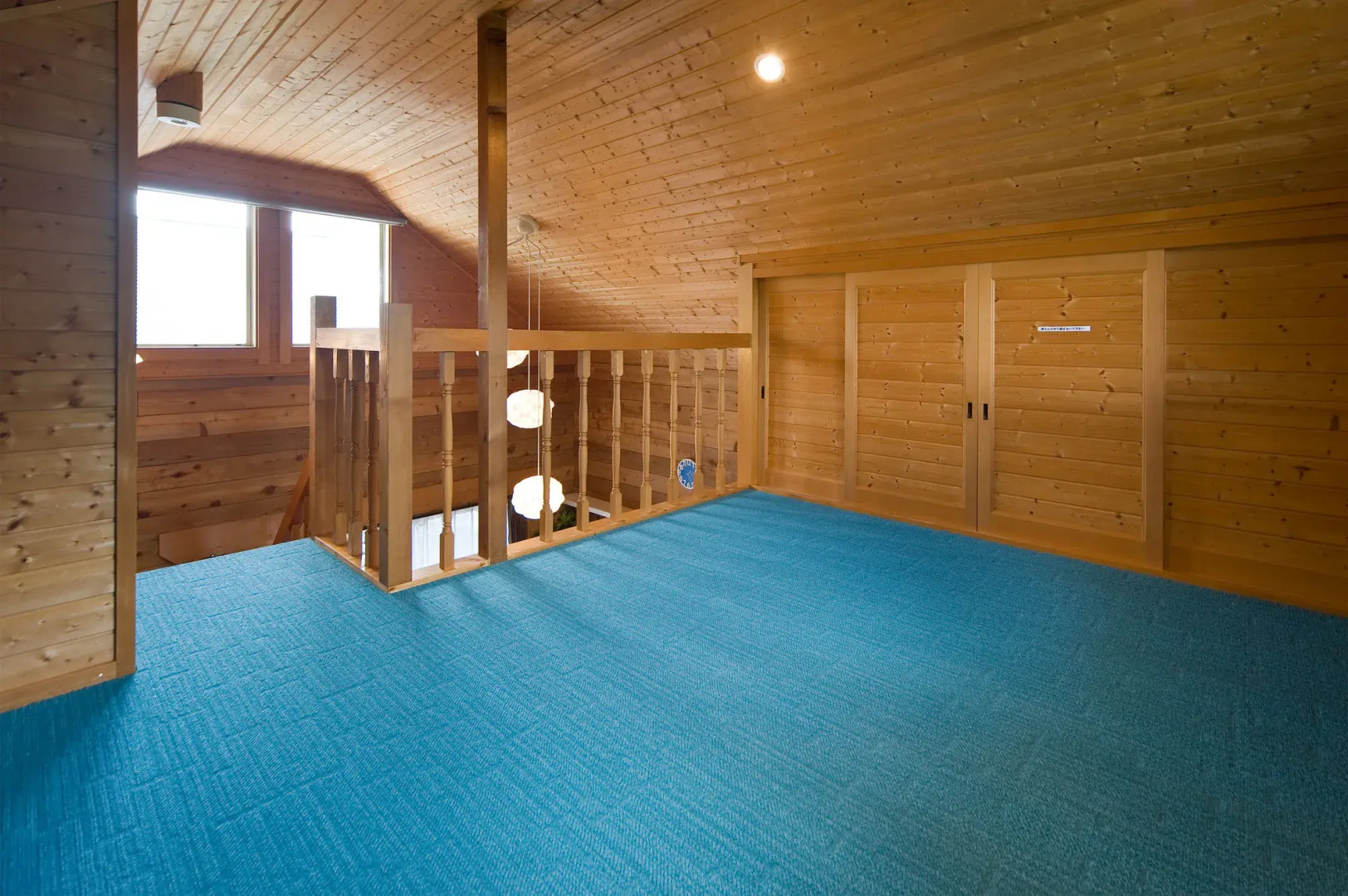 Holiday House Green Garden