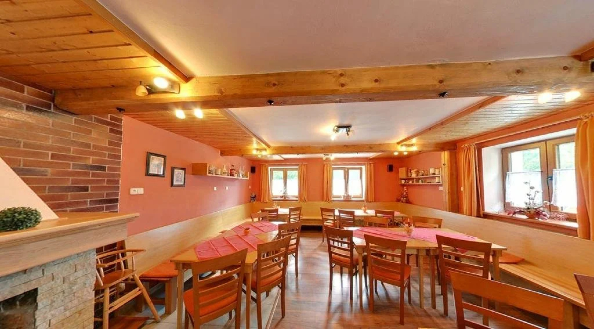 Horský Hotel Sněženka
