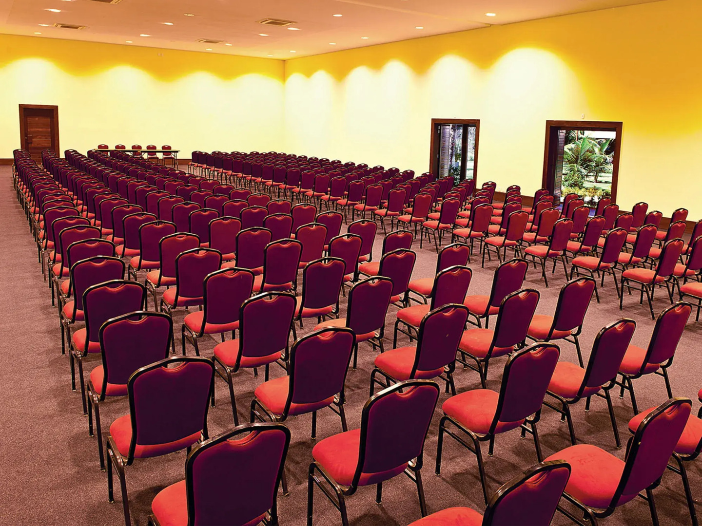 Dom Pedro Laguna Beach Resort & Golf by WAM Experience