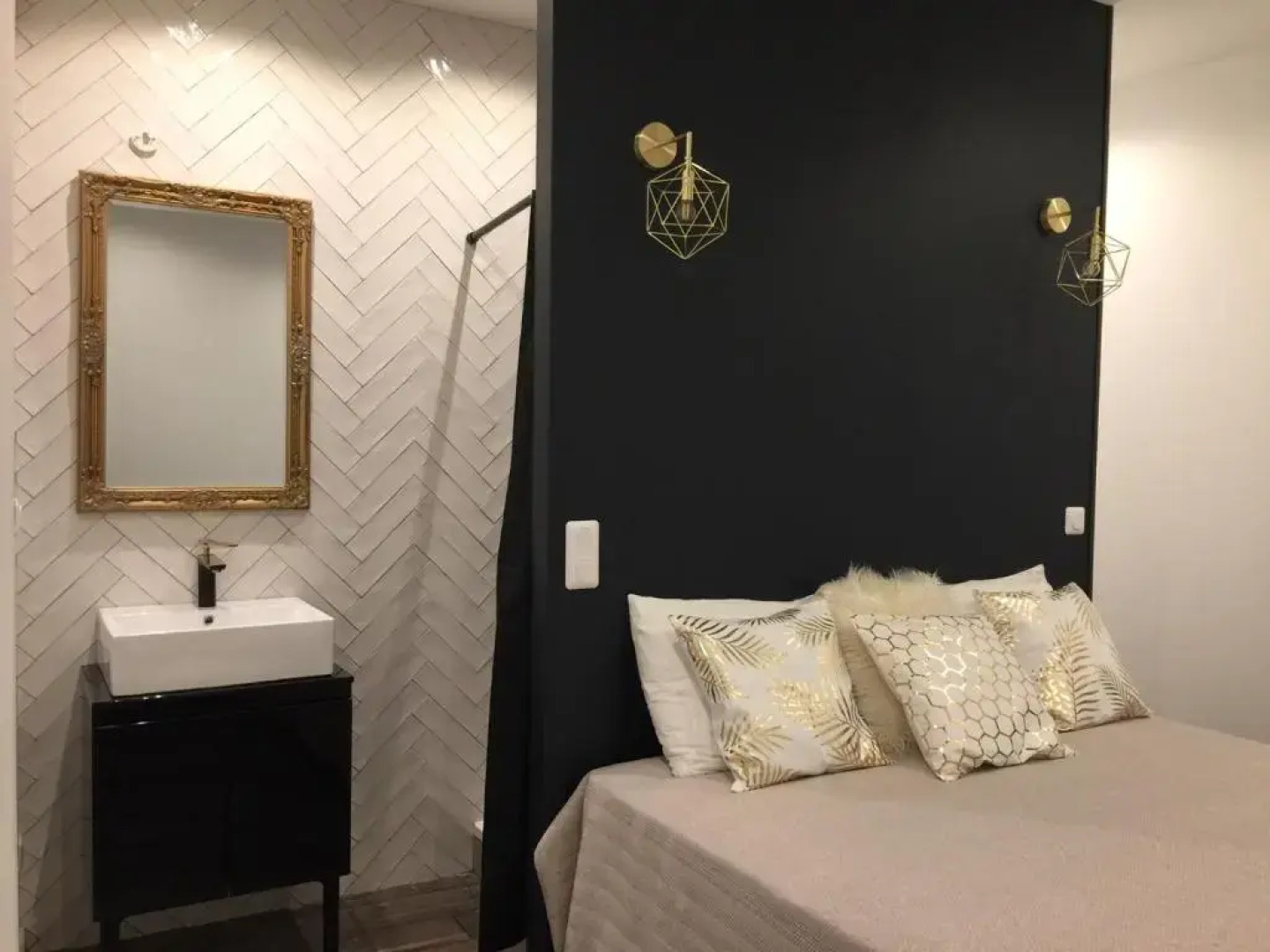 A CASA CORBAIA 2 pièces 40 m2 Chambre, salon, cuisine, jardin privatif, parking proche centre ville et mer