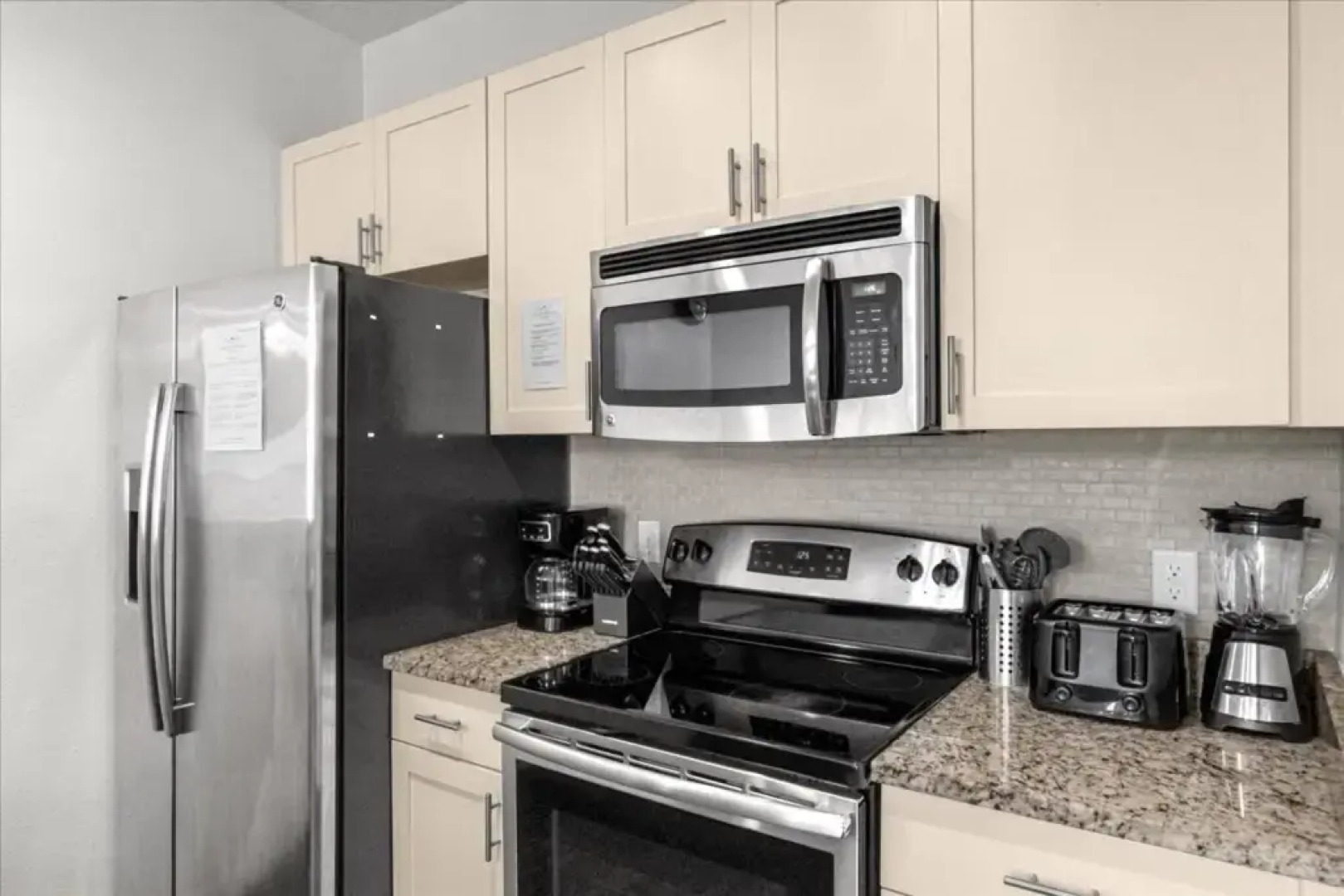 3 Bedrooms / 2 Bathrooms / Lucaya Village (22-103), Kissimmee , US