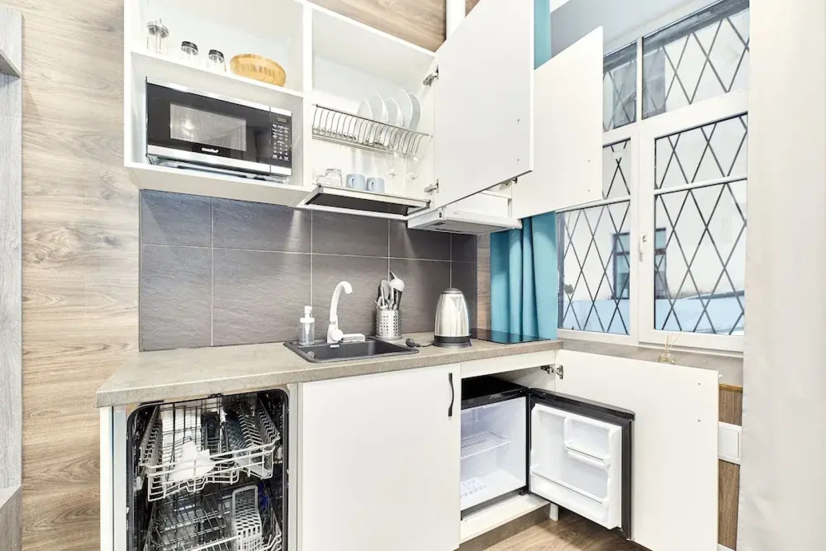 Отель Blue Sky на Невском