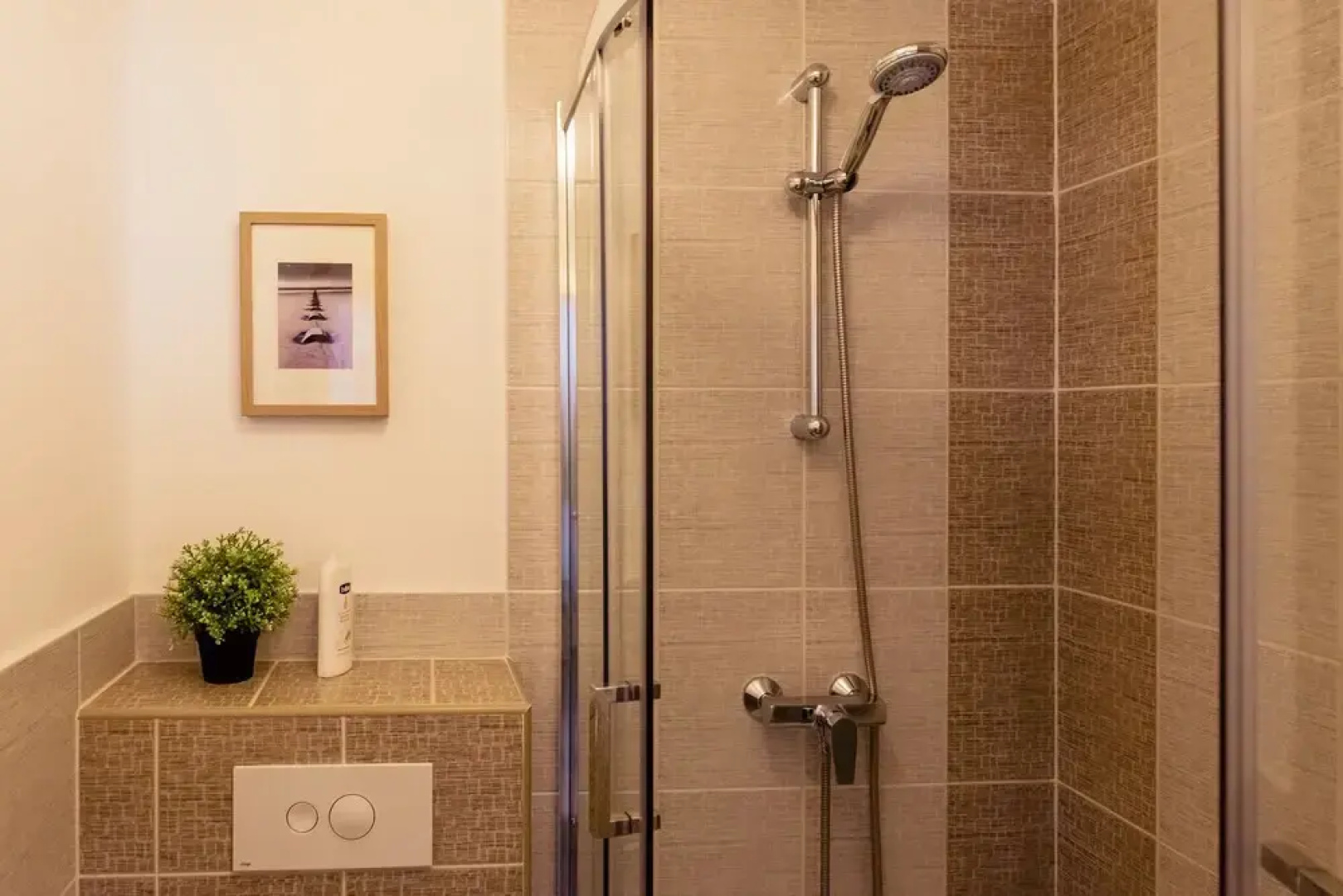 Rooms & apartments Karlo