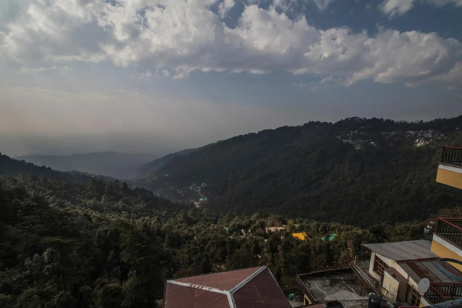 Utsang Guest House