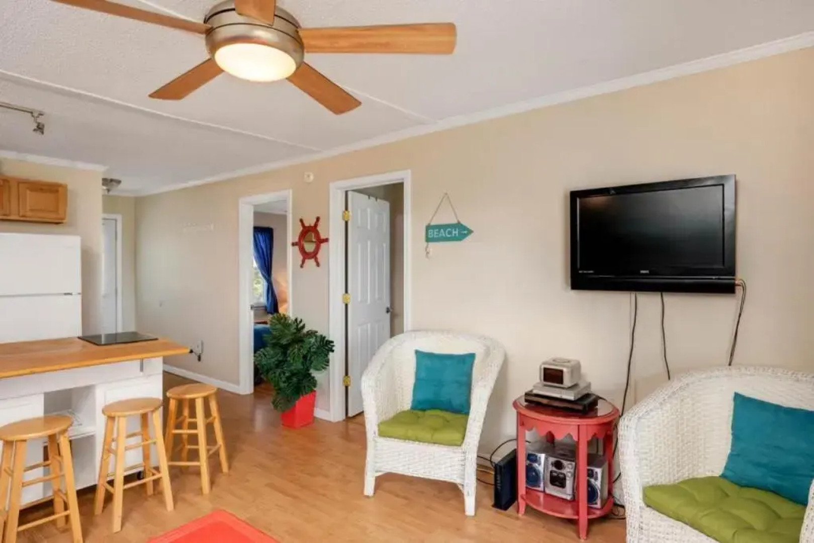 The Hideaway by Oak Island Accommodations