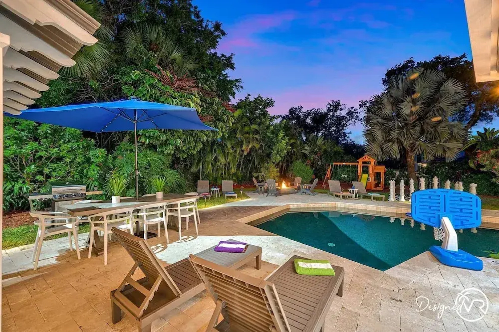 8BR Villa with Heated Pool Near Beach