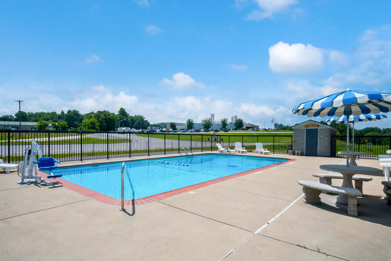 Motel 6 London, KY