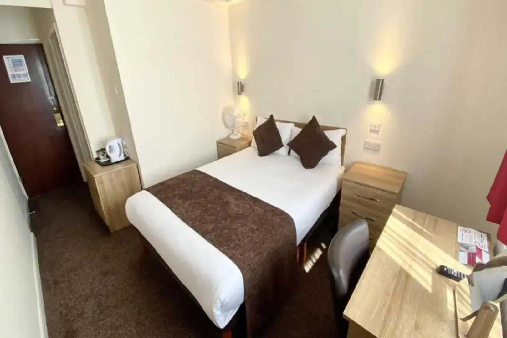 Russ Hill Hotel