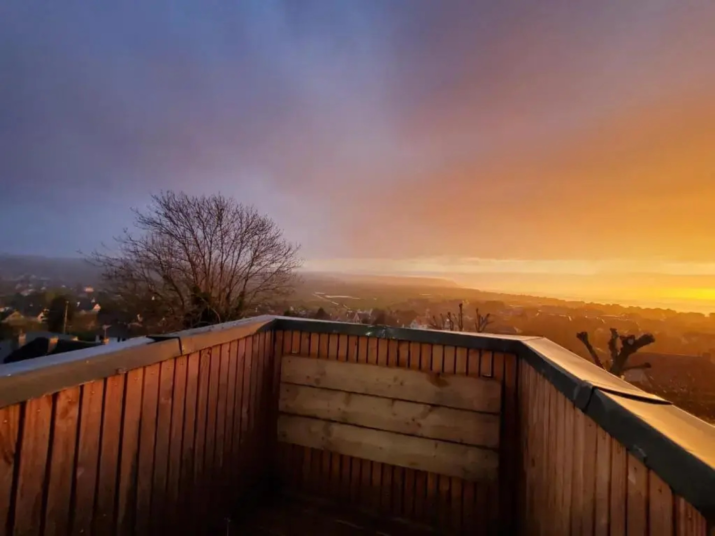 Joli studio neuf vue mer proche Deauville