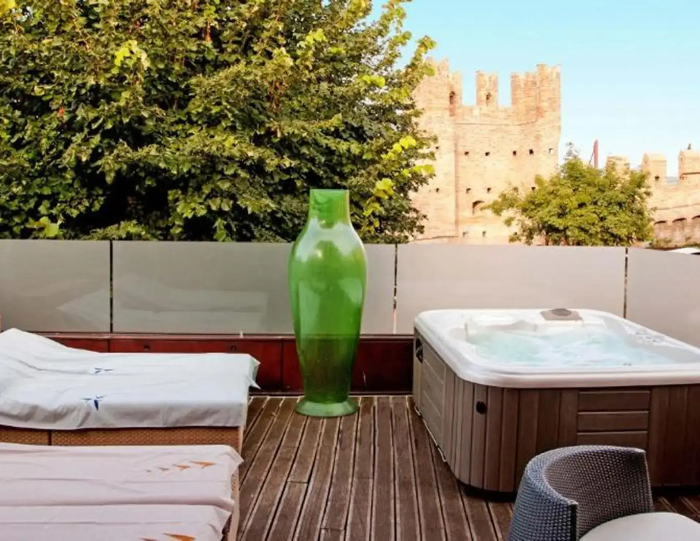 La Loggia Historic Resort