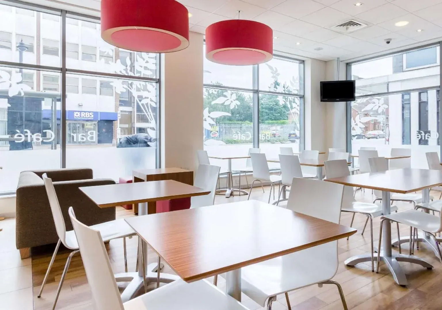 Travelodge Farnborough Central