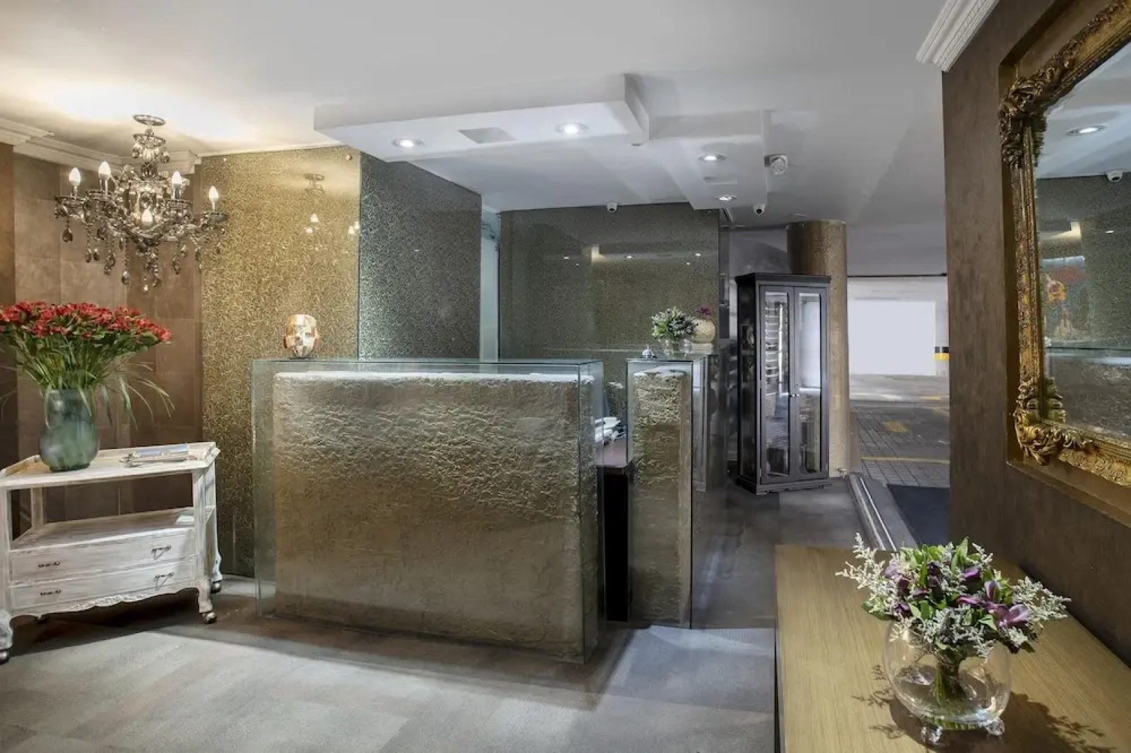 Hotel Picasso Inn