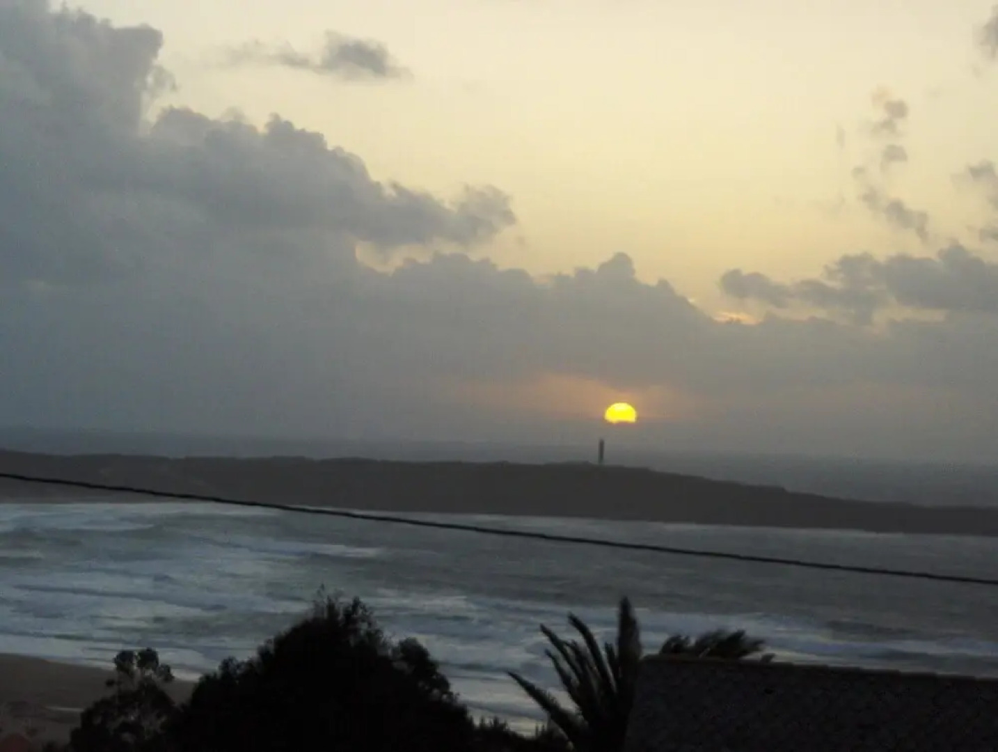 Beautiful Chalet With Spectacular Ocean Views