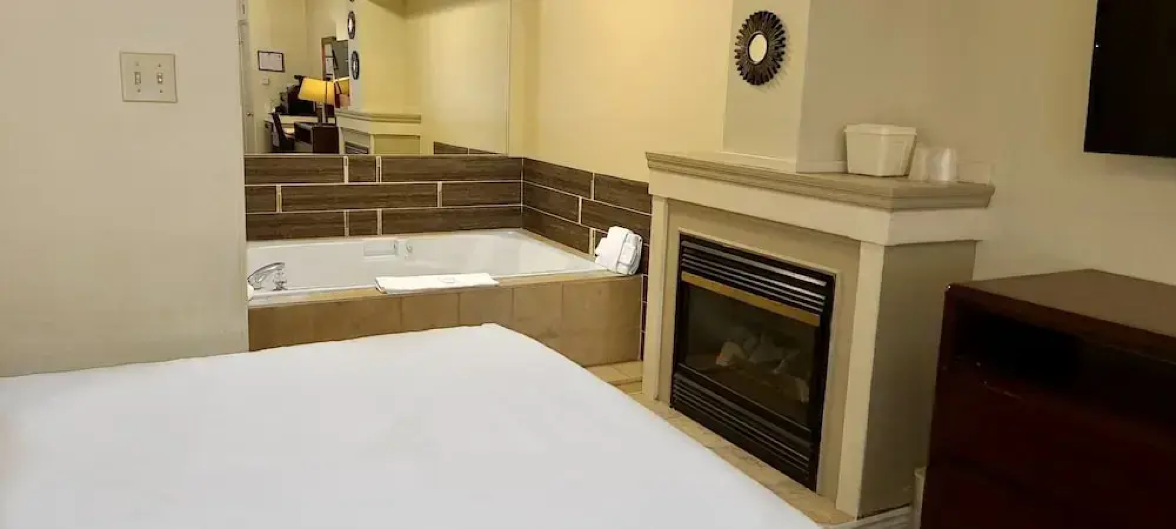 Riviera Inn and Suites 1000 Islands