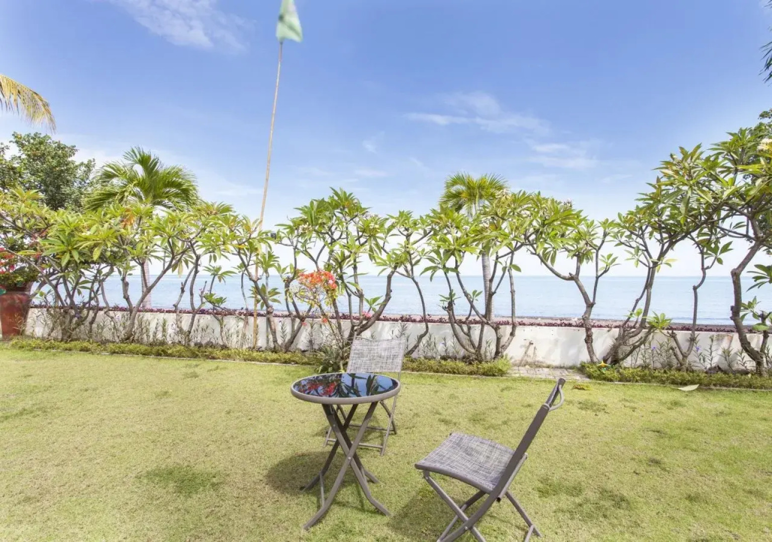 Frangipani Beach Hotel