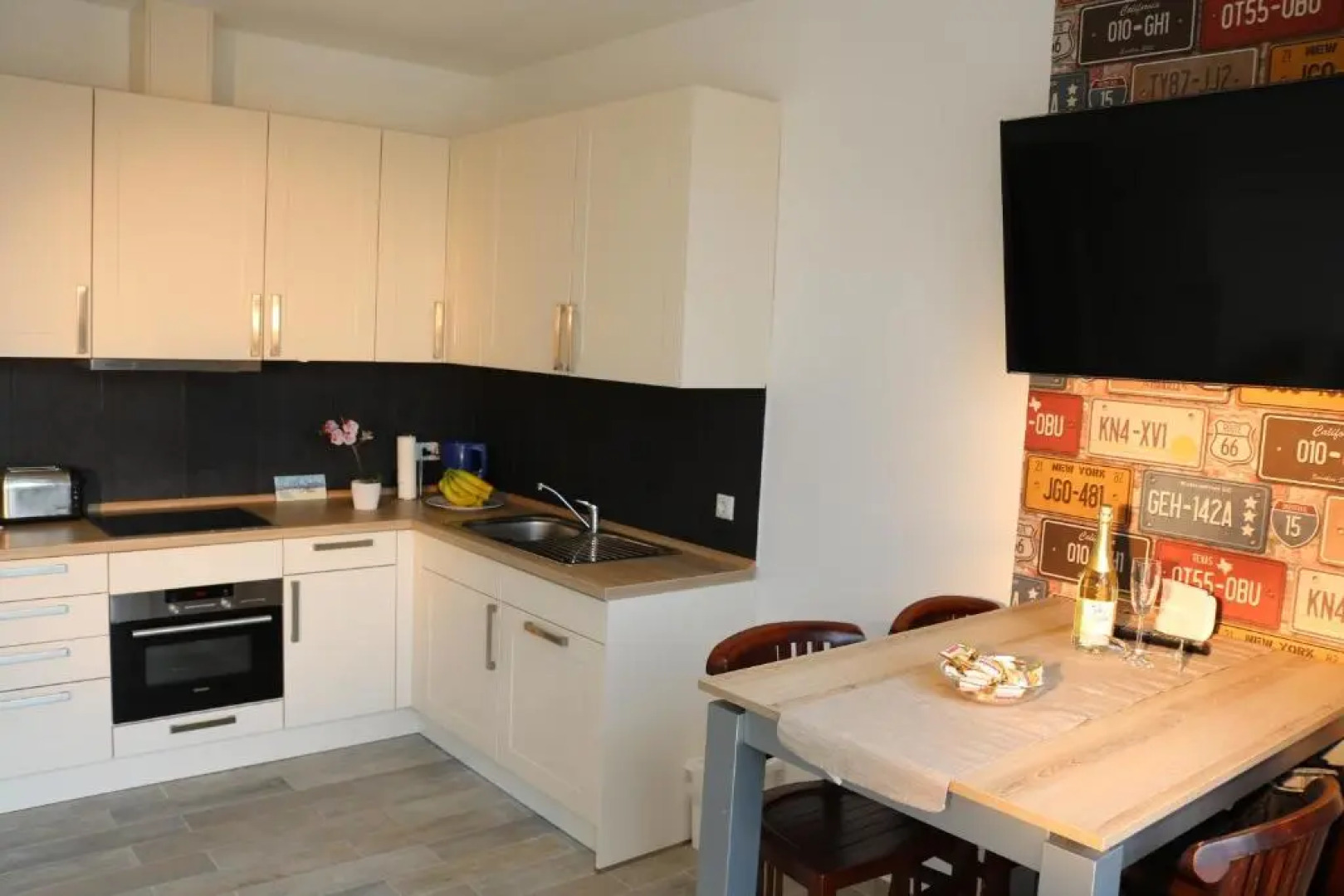 Ferienwohnung Arp 2O mit Garten und Parkplatz