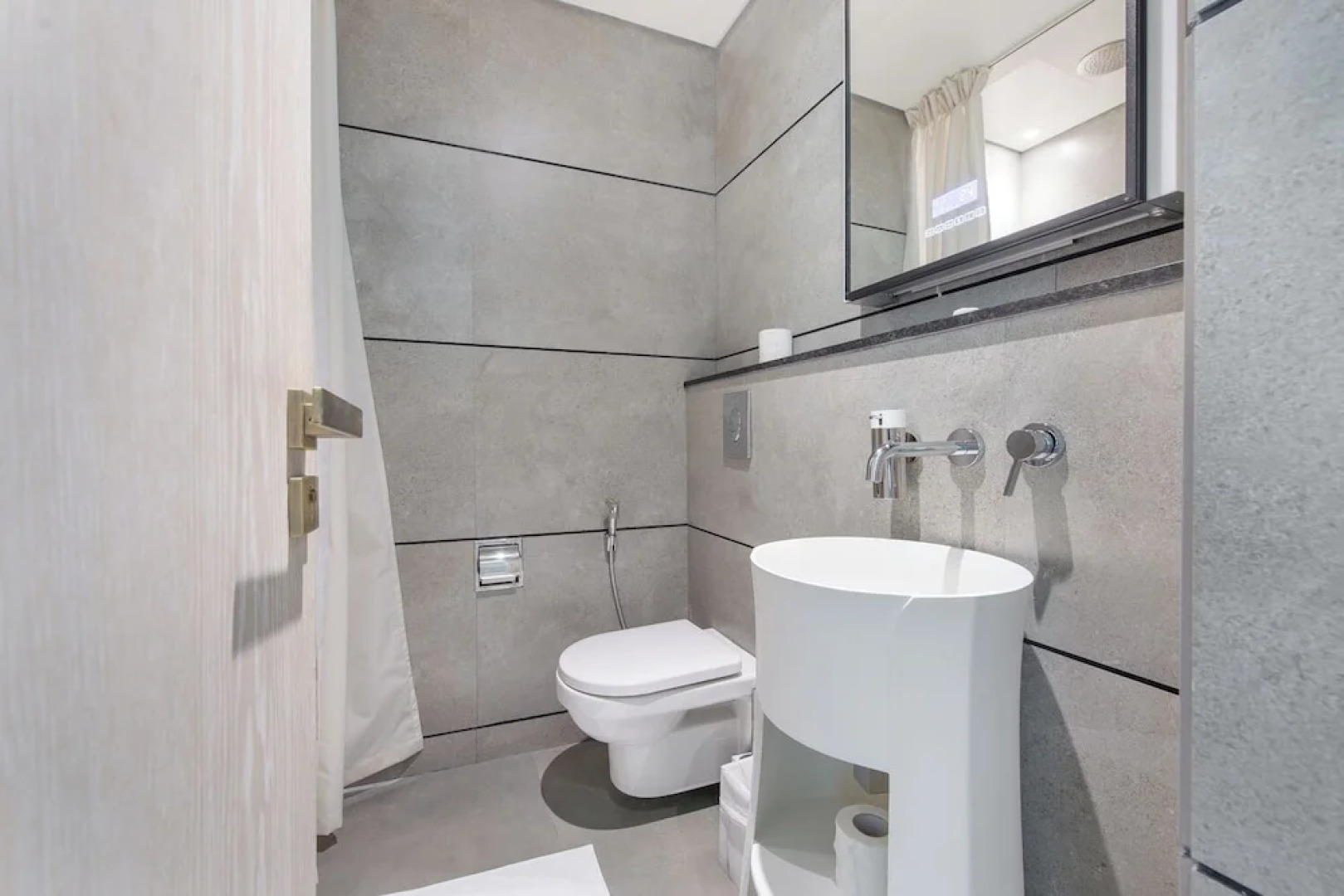 Czechin - Signature Livings