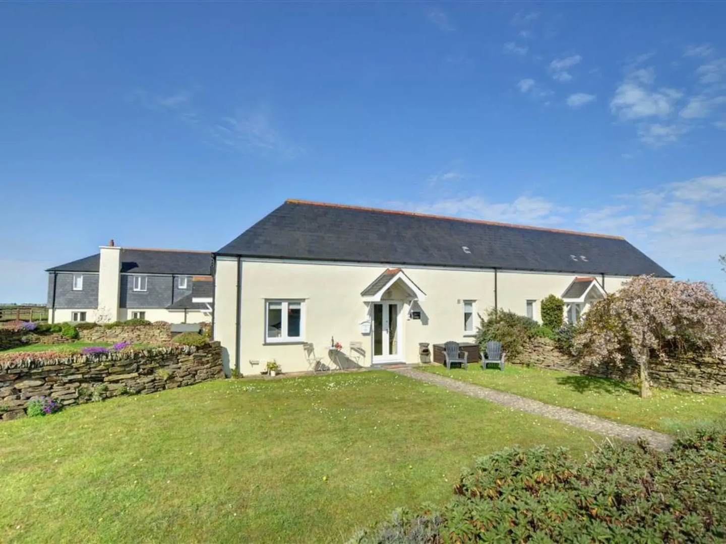 Holiday Home Bolthole