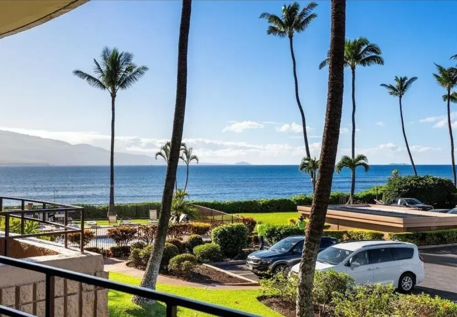 Island Breeze 2 Bedroom Condo by RedAwning