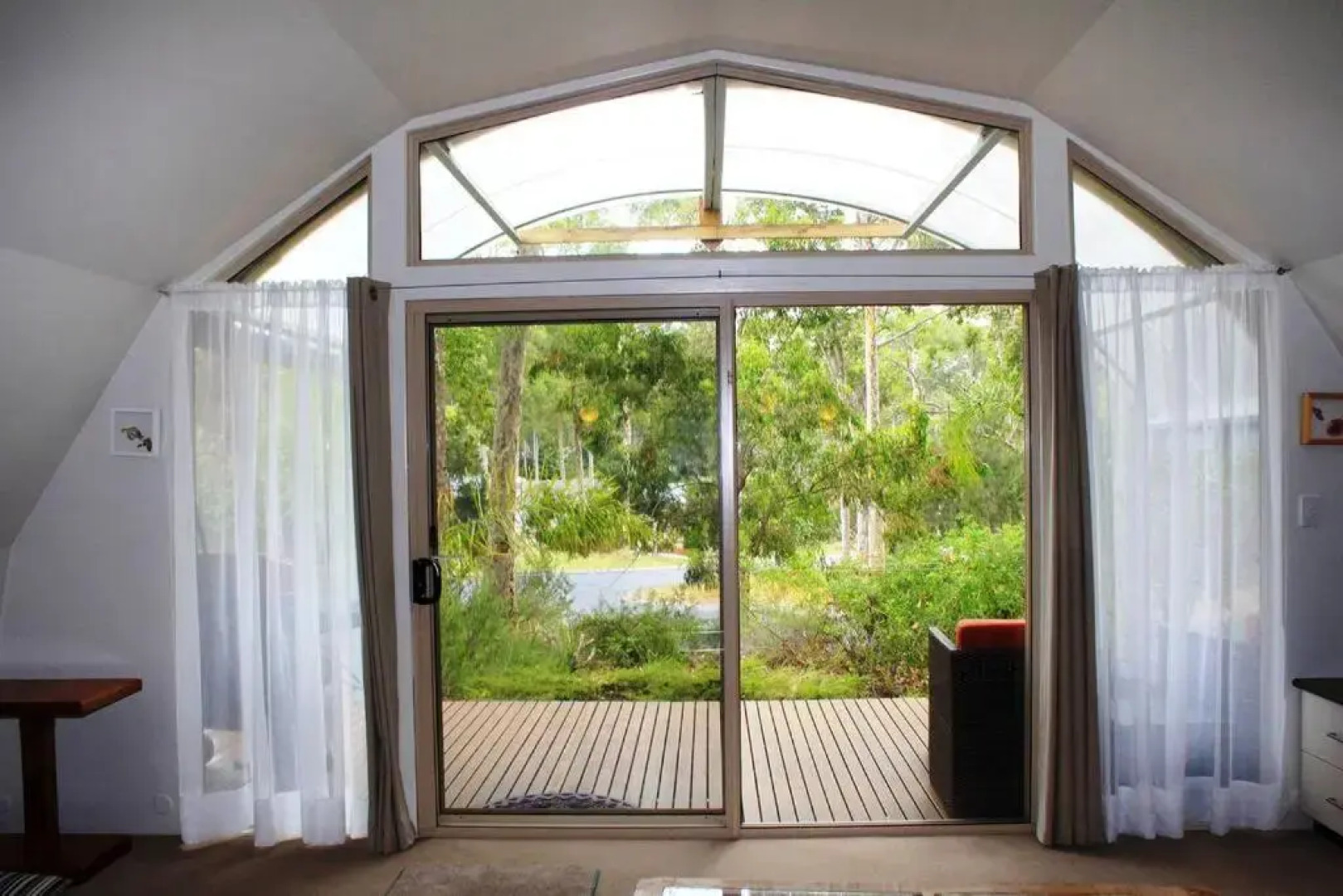 Deedy's Nest -Couple's Retreat at Mystery Bay