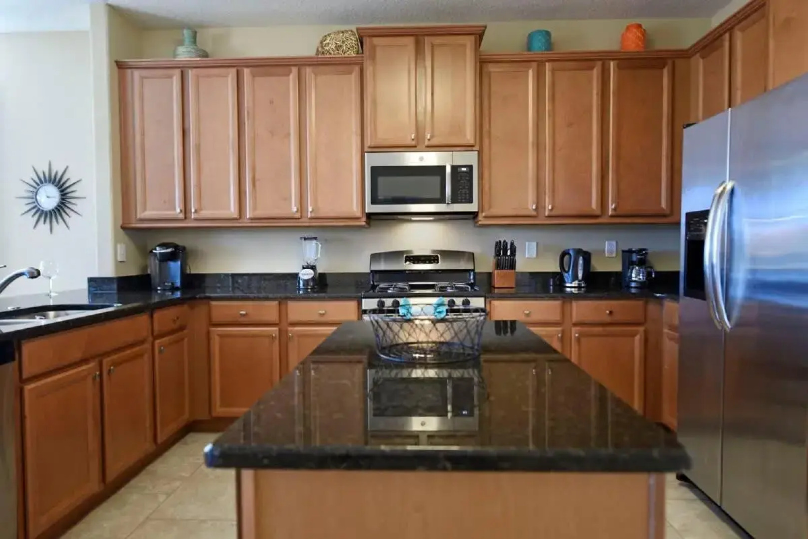 Meticulous 6Bd Spa Gm Pool Hm Solterra-4187od