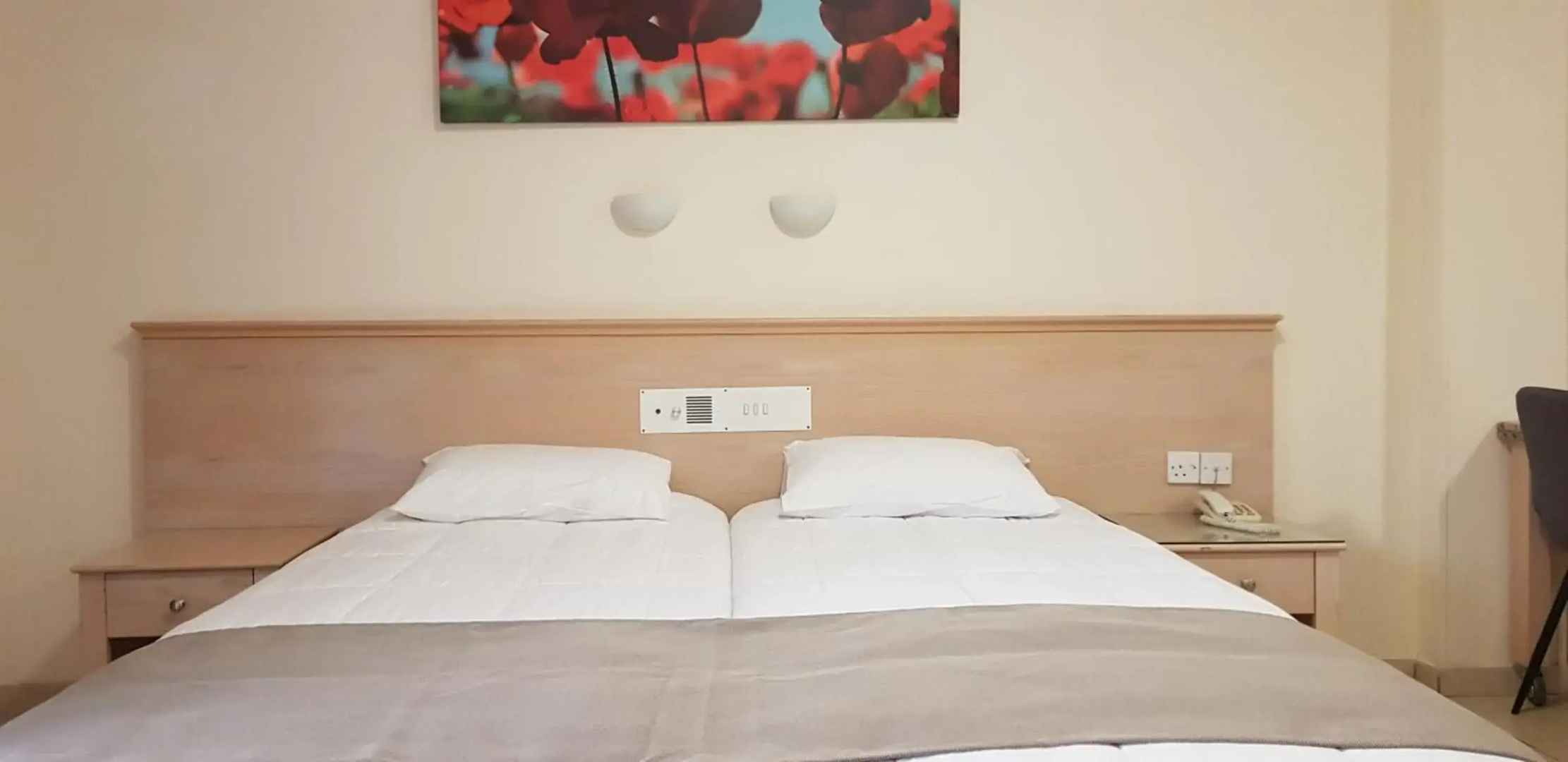 Senator Hotel Apartments - Adults Only