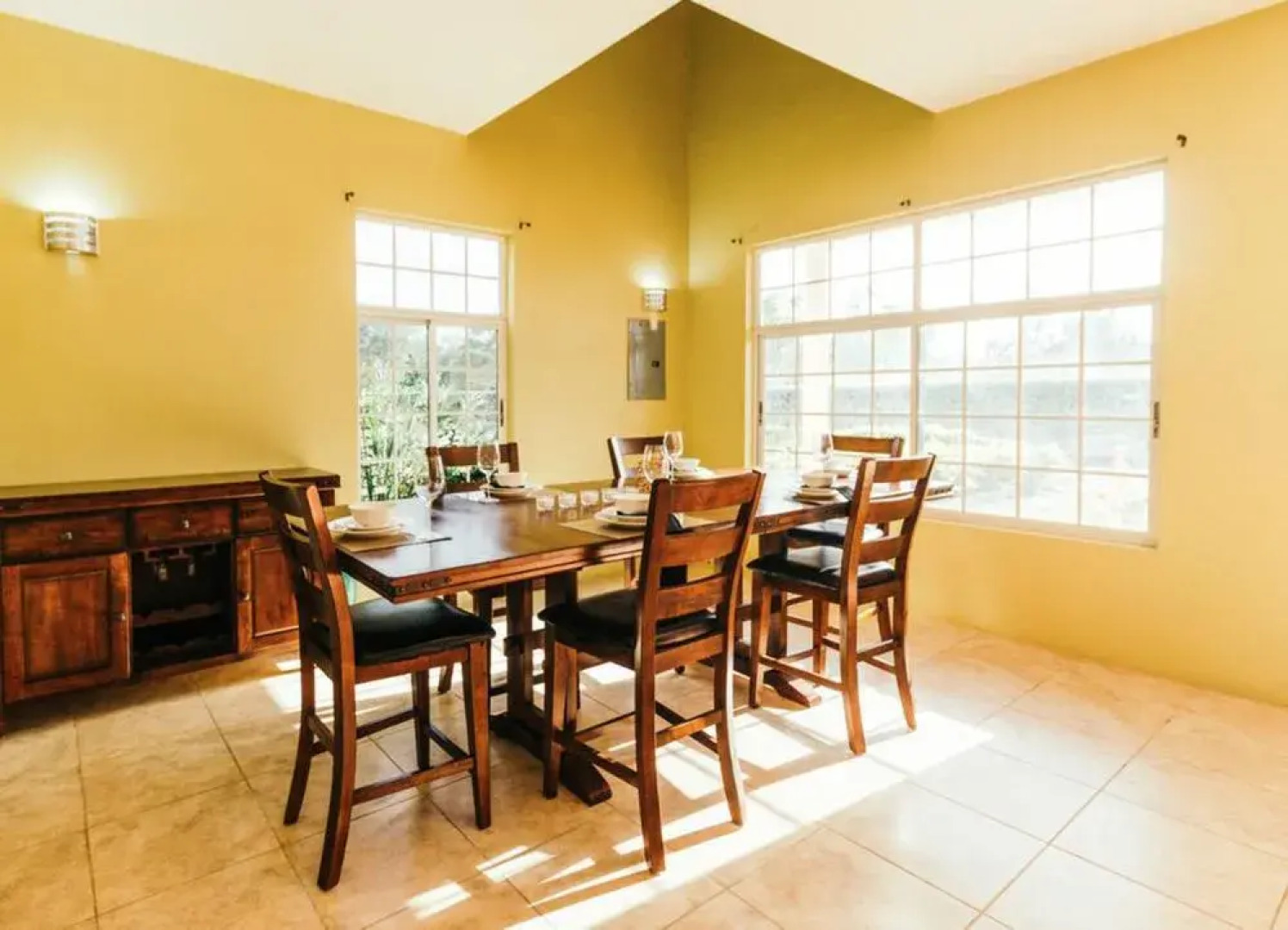 Paradise  Beach Front Apartment