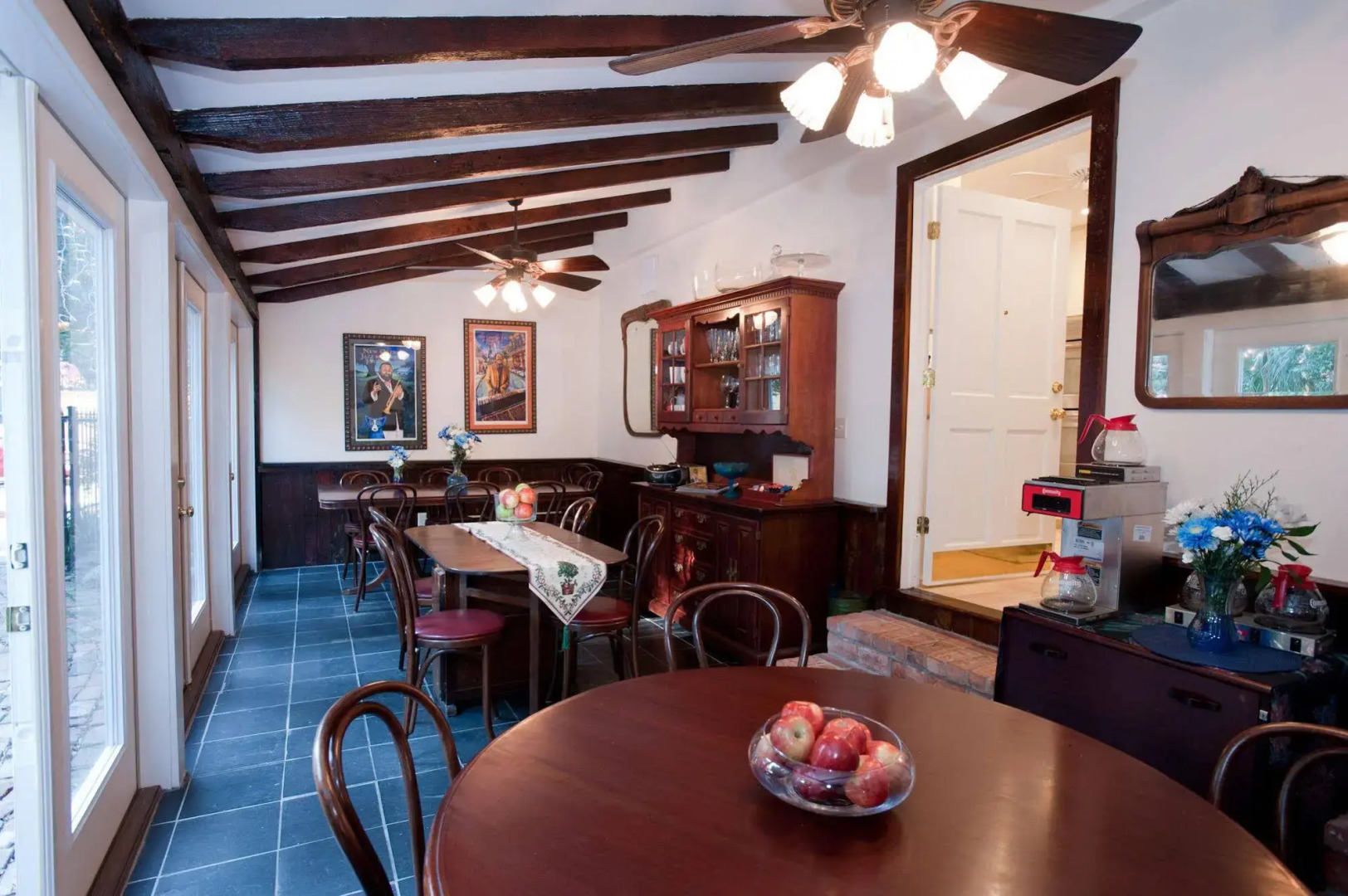 New Orleans Jazz Quarters - The French Quarters Unique Creole Hotel