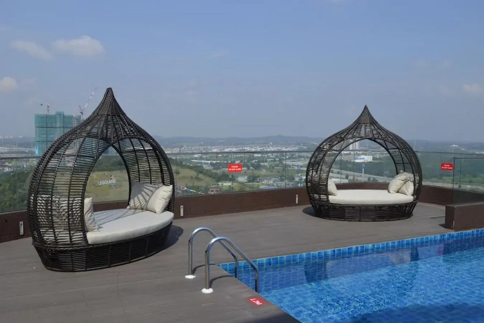 ❤️Theme Park Suite w Legoland View & rooftop pool