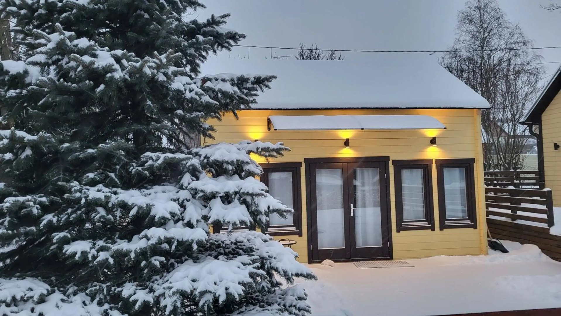 Tiny house near Viljandi lake