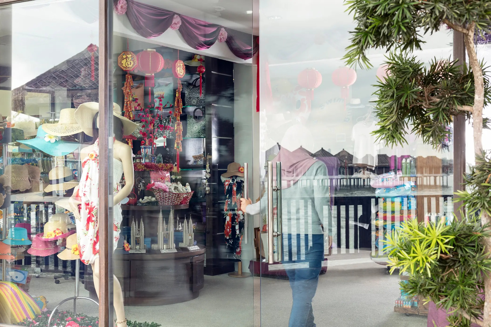 Golden Palm Tree Sepang