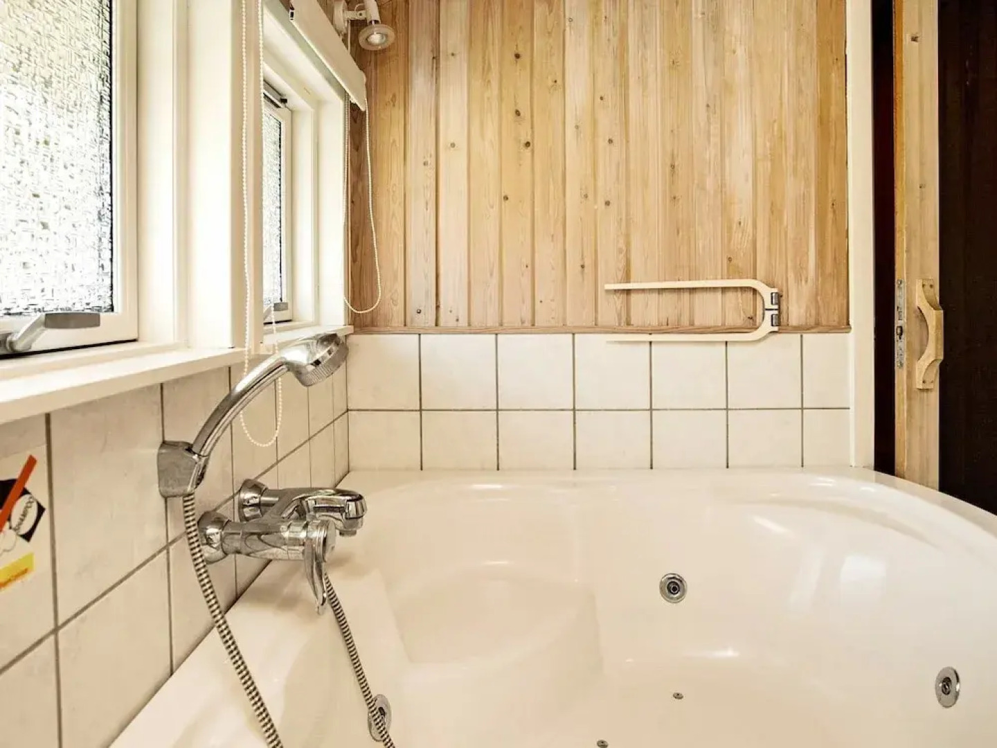 Modern Holiday Home in Millinge Near Sea