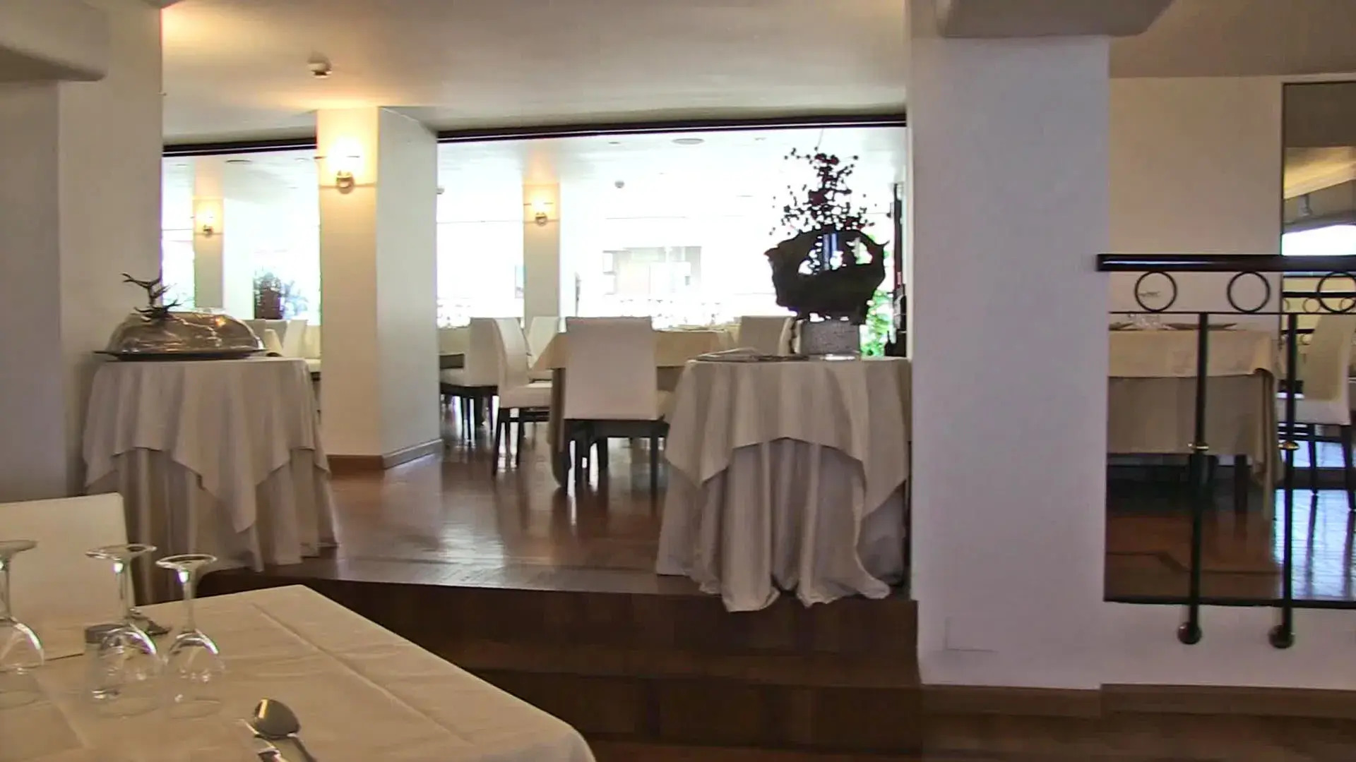 Sardegna Hotel, Suites & Restaurant