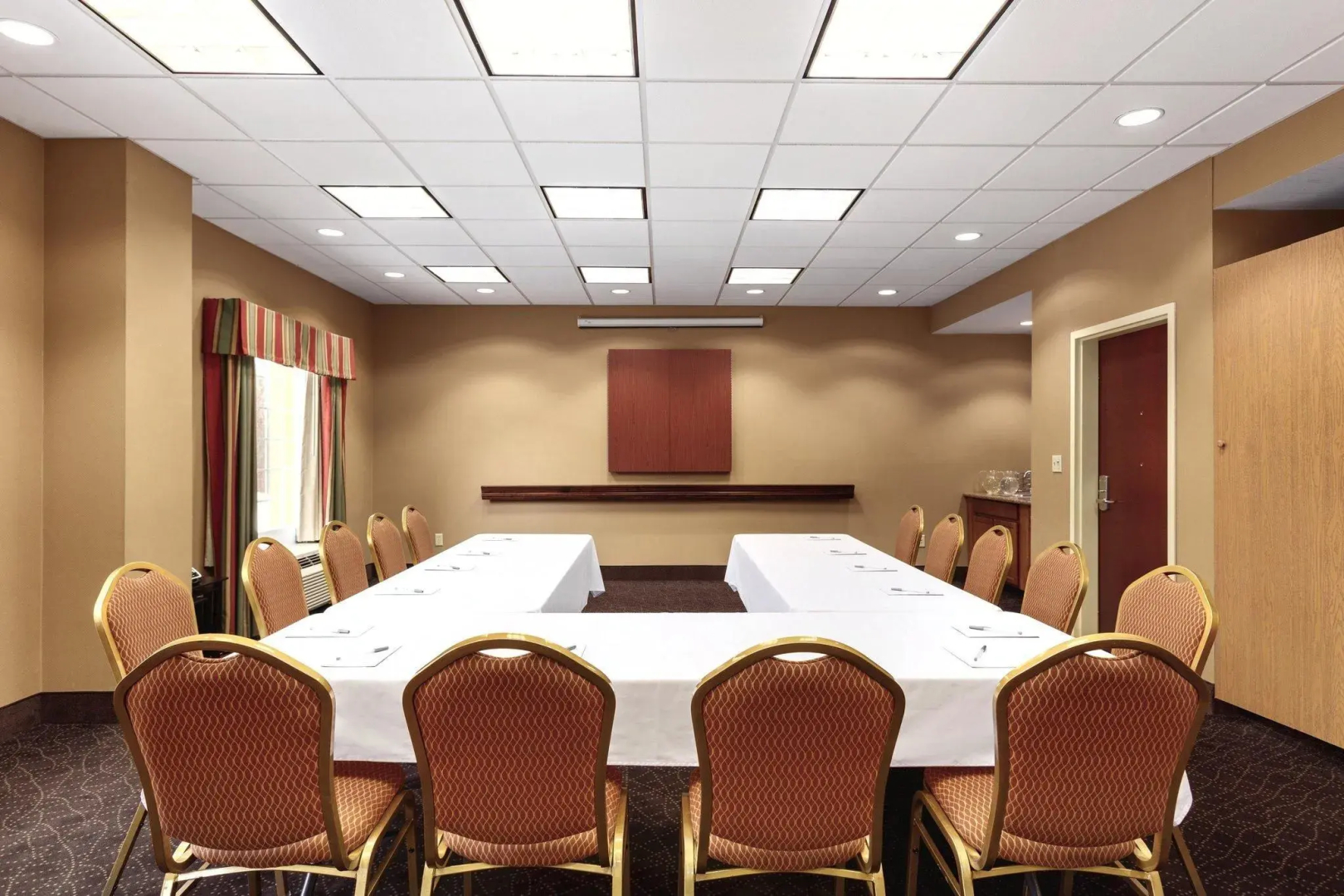Hampton Inn & Suites Greenfield