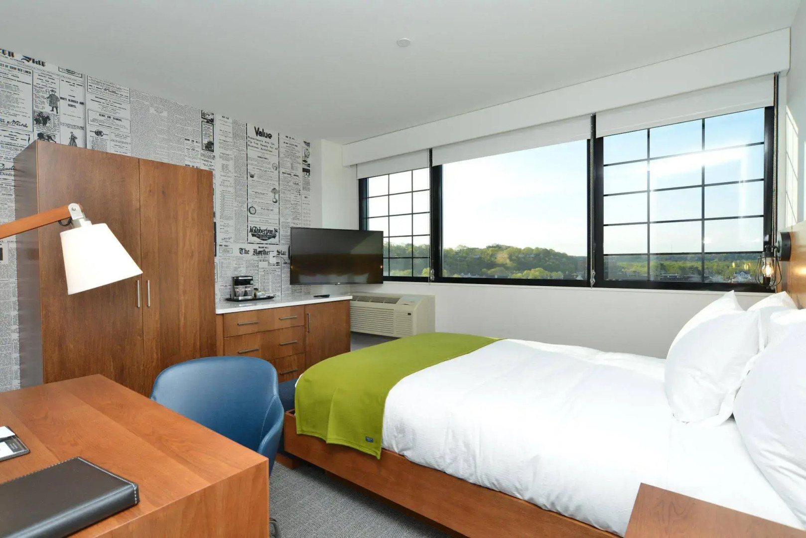 The Lismore Eau Claire - a DoubleTree by Hilton