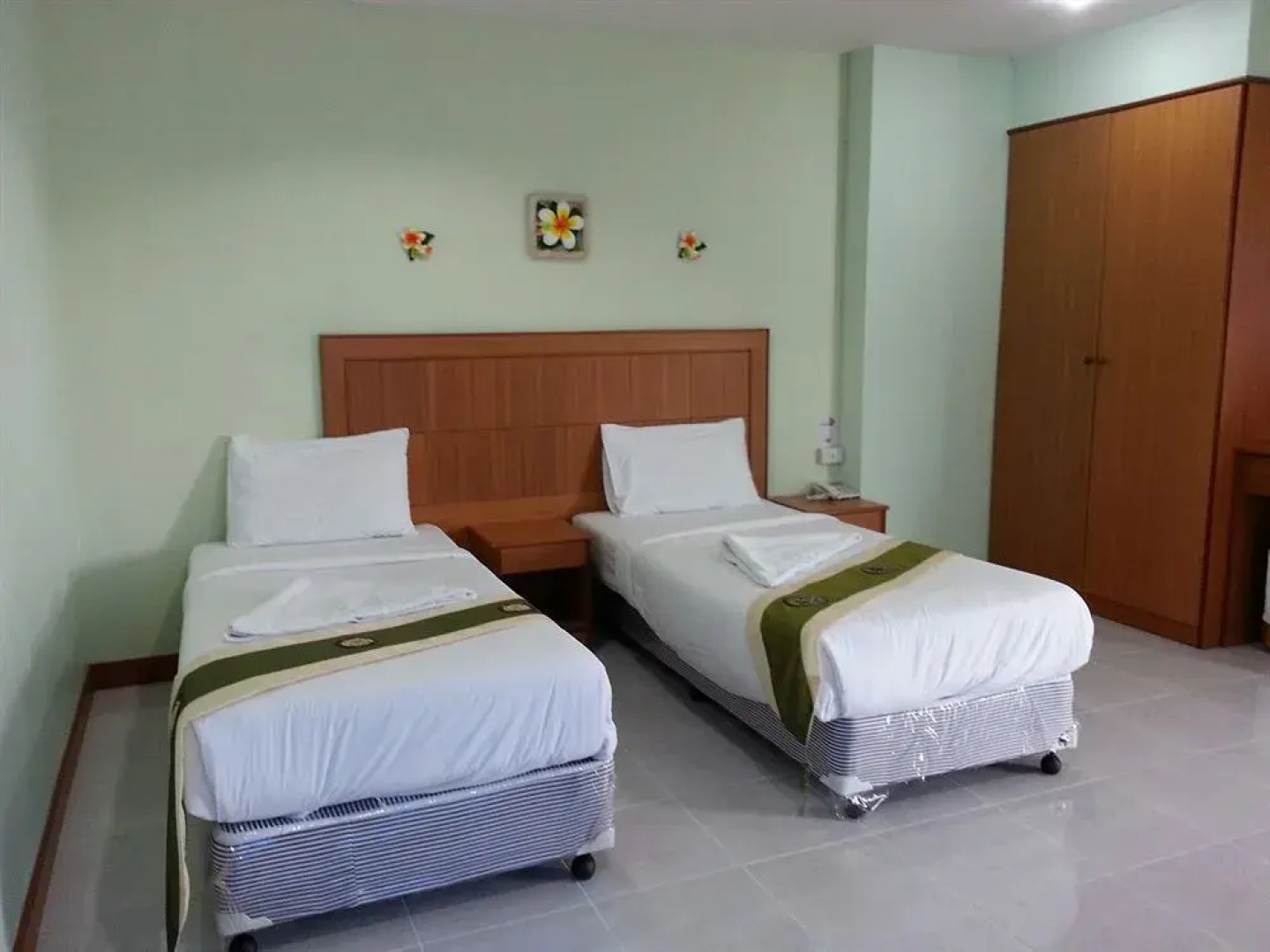 See View Riverside Hotel