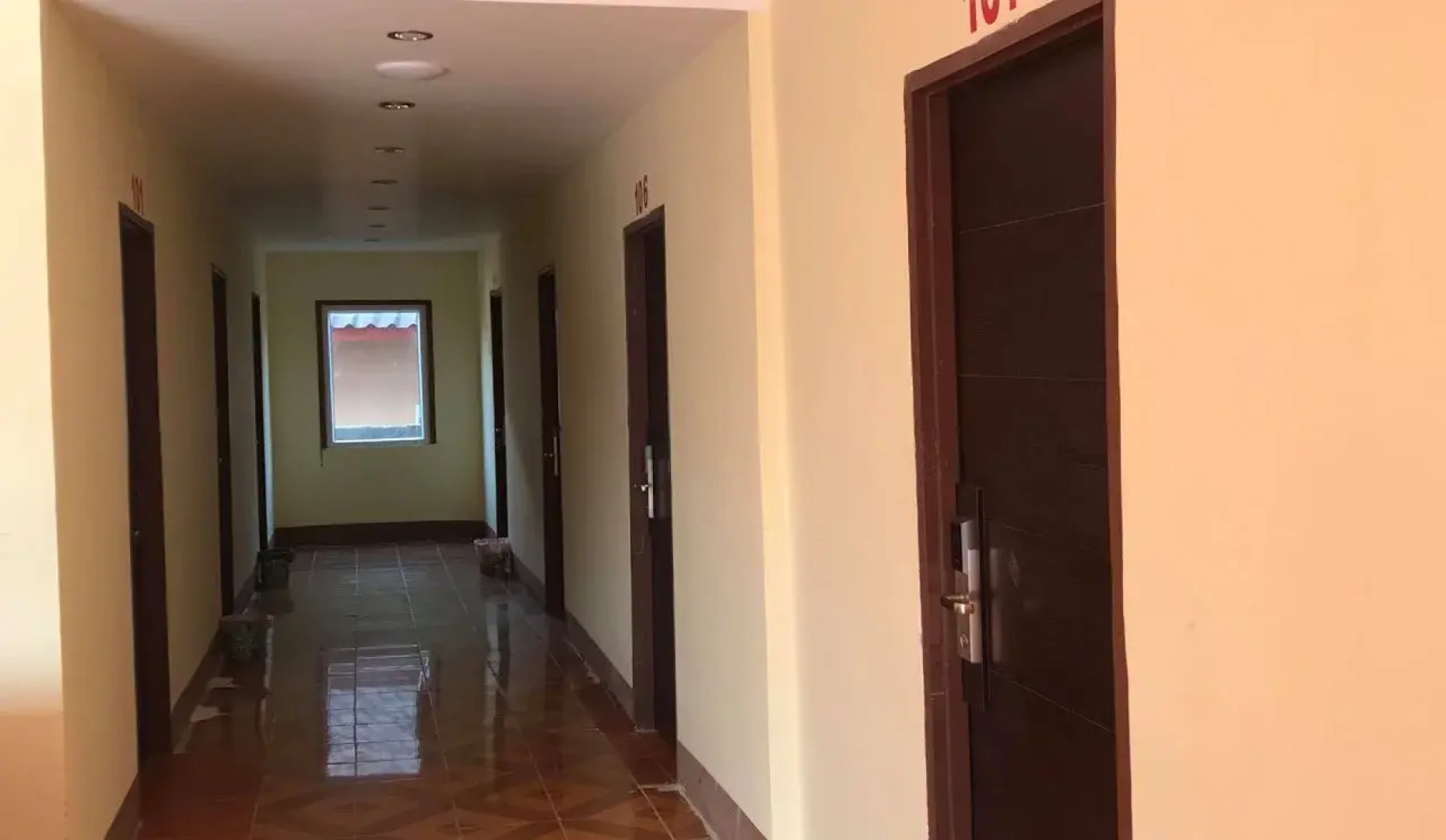 Nana Backpacker Hostel