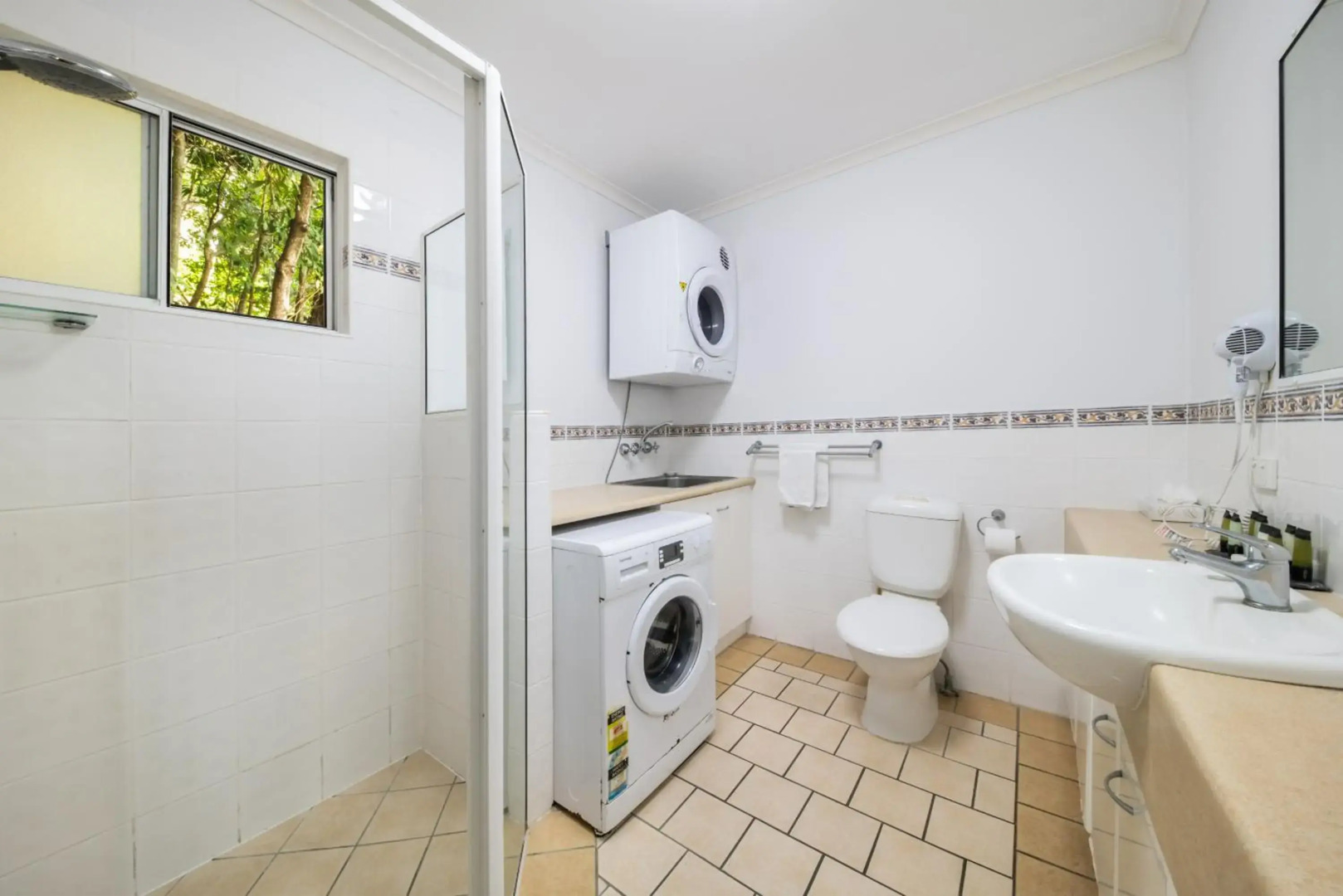 Shingley Beach Resort