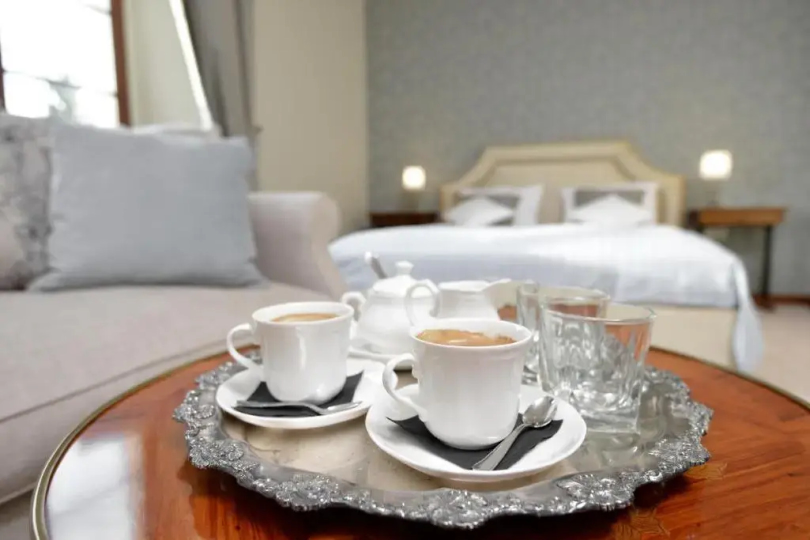 Zamek Karpniki Schloss Fischbach