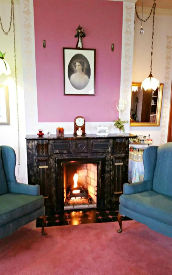 Sutherland House Victorian Bed & Breakfast