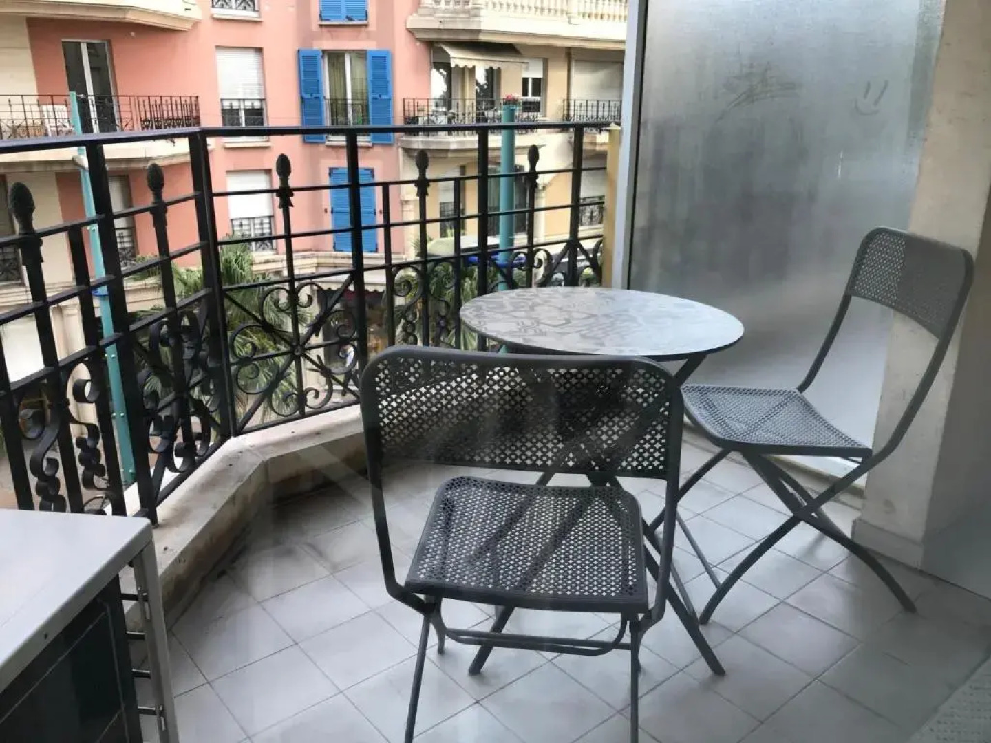 Le Victoria, 2p moderne, les pieds dans l'eau, Parking, Piscine