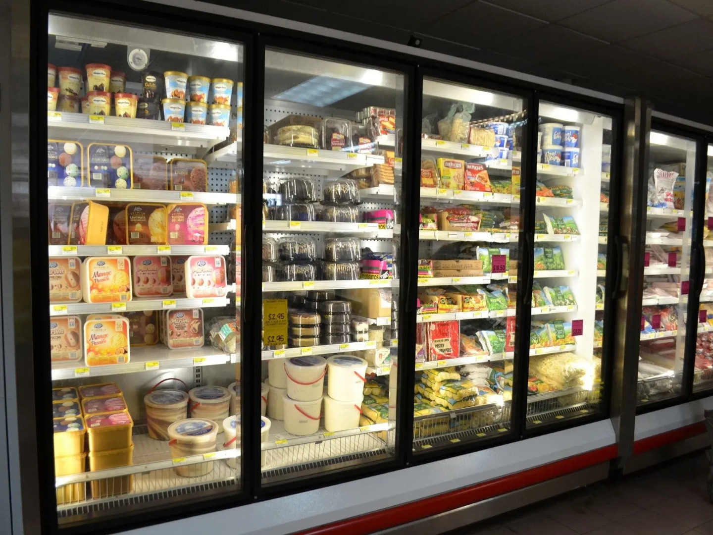 West Plaza Hotel Desekel