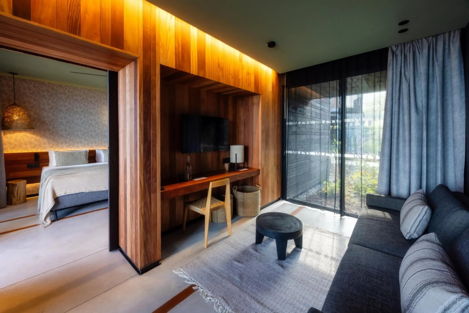Wood Hotel & Spa